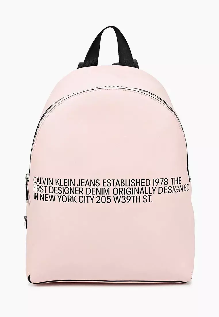 Calvin Klein Mochilas: Preto Fêmea e Masculino, Vermelho de Couro, Branco, Amarelo com Monogramm e Outros Sacos de Cores - Mochilas 15401_20