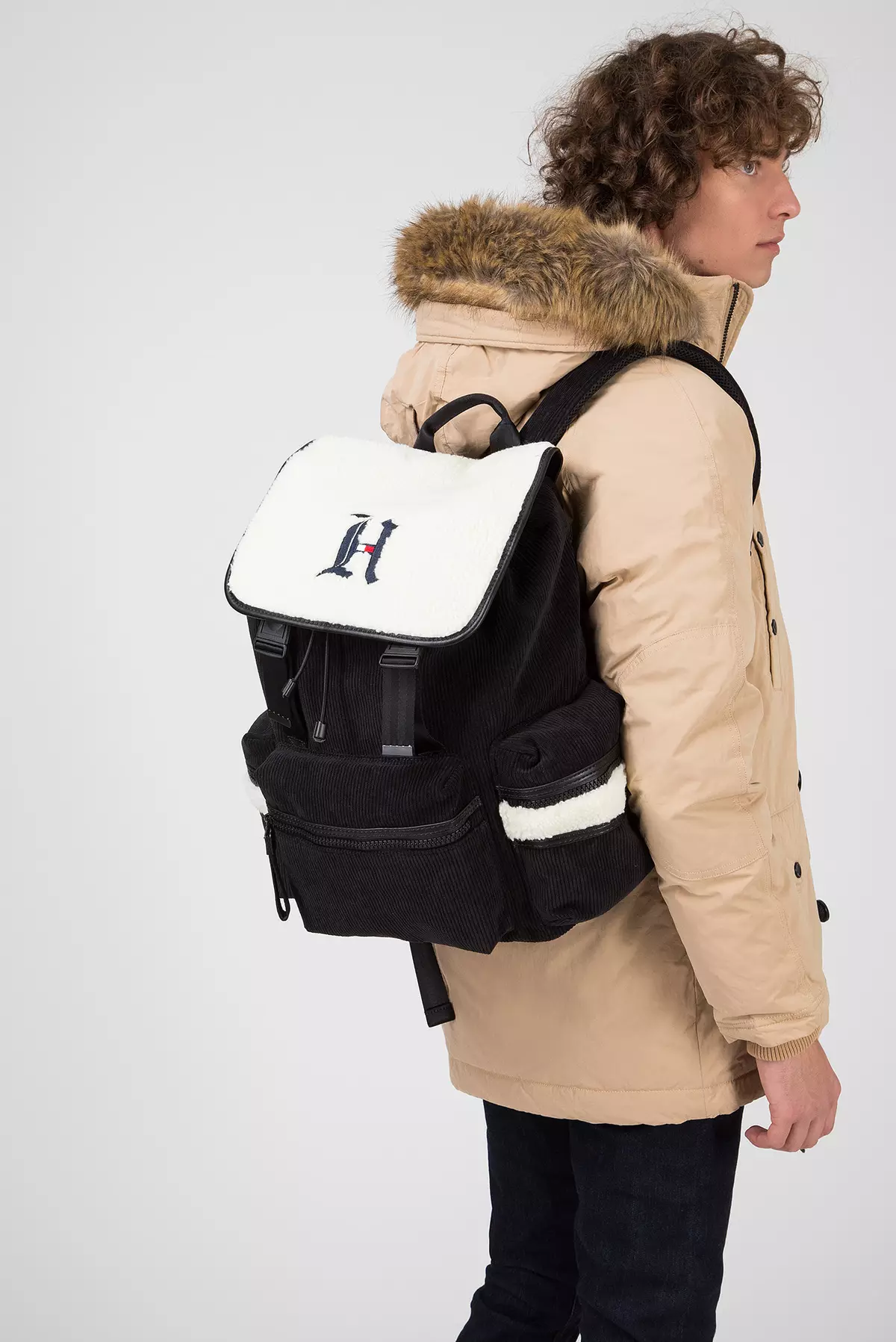 Tommy Hilfiger Rucksäcke: Frauen- und Herren-, Schul- und andere, Leder- und Nylon-Rucksäcke, schwarz und blau, beige und rot 15412_28