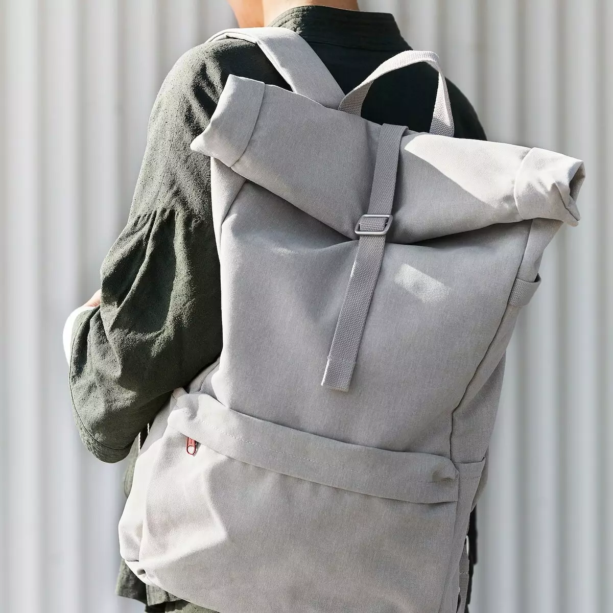 IKEA Backpacks: Pangkalahatang-ideya ng itim na backpack-maleta sa mga gulong at iba pang mga modelo, kung paano alagaan 15421_20