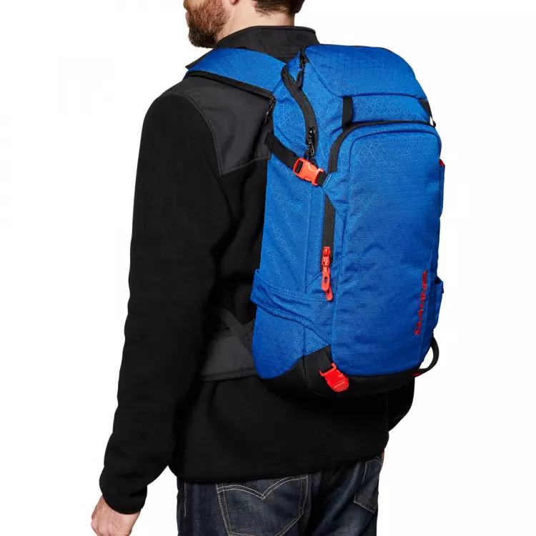 Dakine Mochilas: Pastagens de mulheres e homens, urbanos e esquis, para snowboard e laptop, em uma gaiola e azul, preto e outros modelos 15429_48