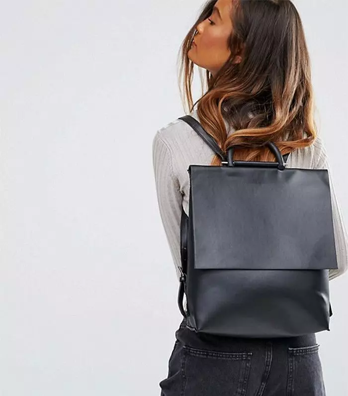 Zara Backpacks: Swart frou, bern foar bern, griis en read, lykas oare modellen fan tassen-rêchsekjes út it bedriuw. Wat is it bêste om te dragen? 15437_44