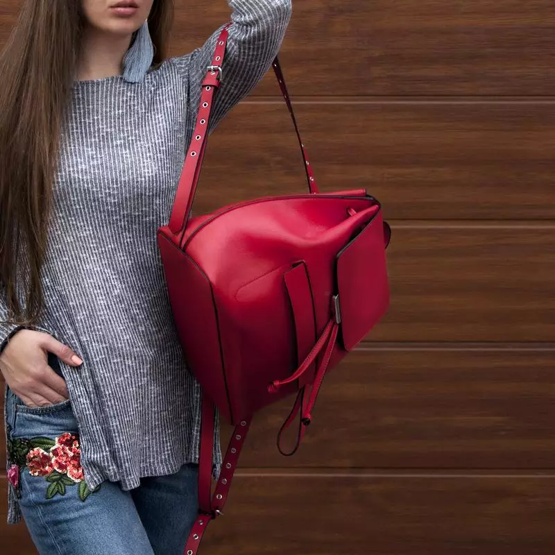 Zara Rygsække: Sort kvinde, børn til børn, grå og rødt, samt andre modeller af tasker-rygsække fra virksomheden. Hvad er det bedste at bære? 15437_48