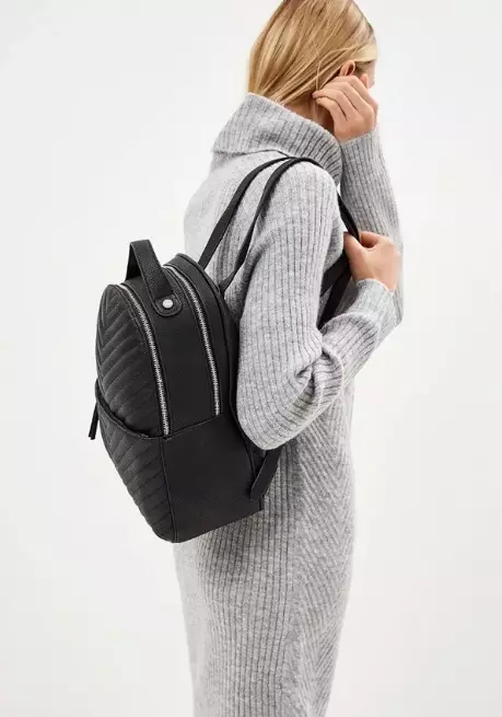O'stin Backpacks：女性の革、黒と灰色、繊維などのモデル。なにを着ればいい？ 15470_29