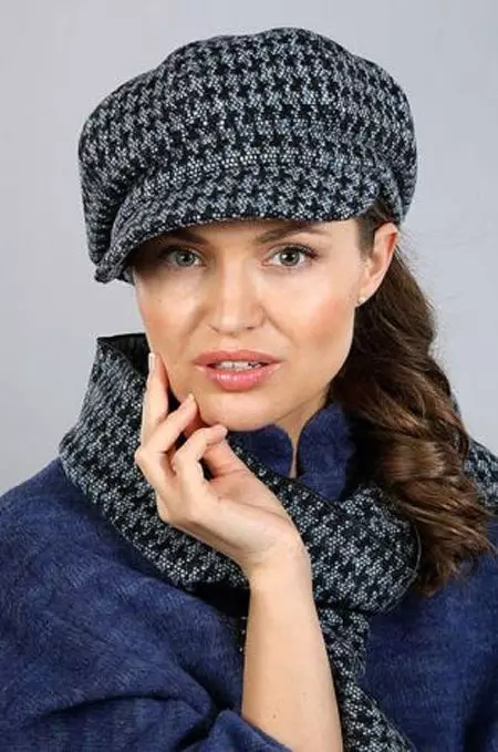 Cap (168 mga larawan): Mga Modelo, Hat Aerodrome, Fashion Caps, Gavrosh, Sixcline 15493_75