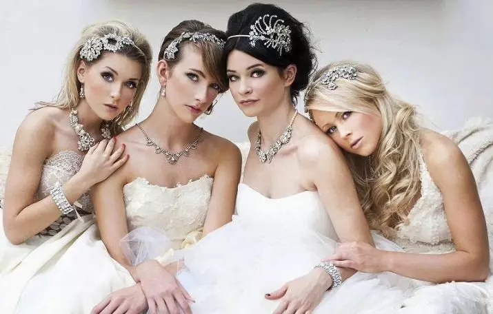 Ślub Tiara (61 zdjęć): Modele na ślub dla panny młodej, obrazy z welonem i z siatką diadowy do włosów z perłami 15530_2