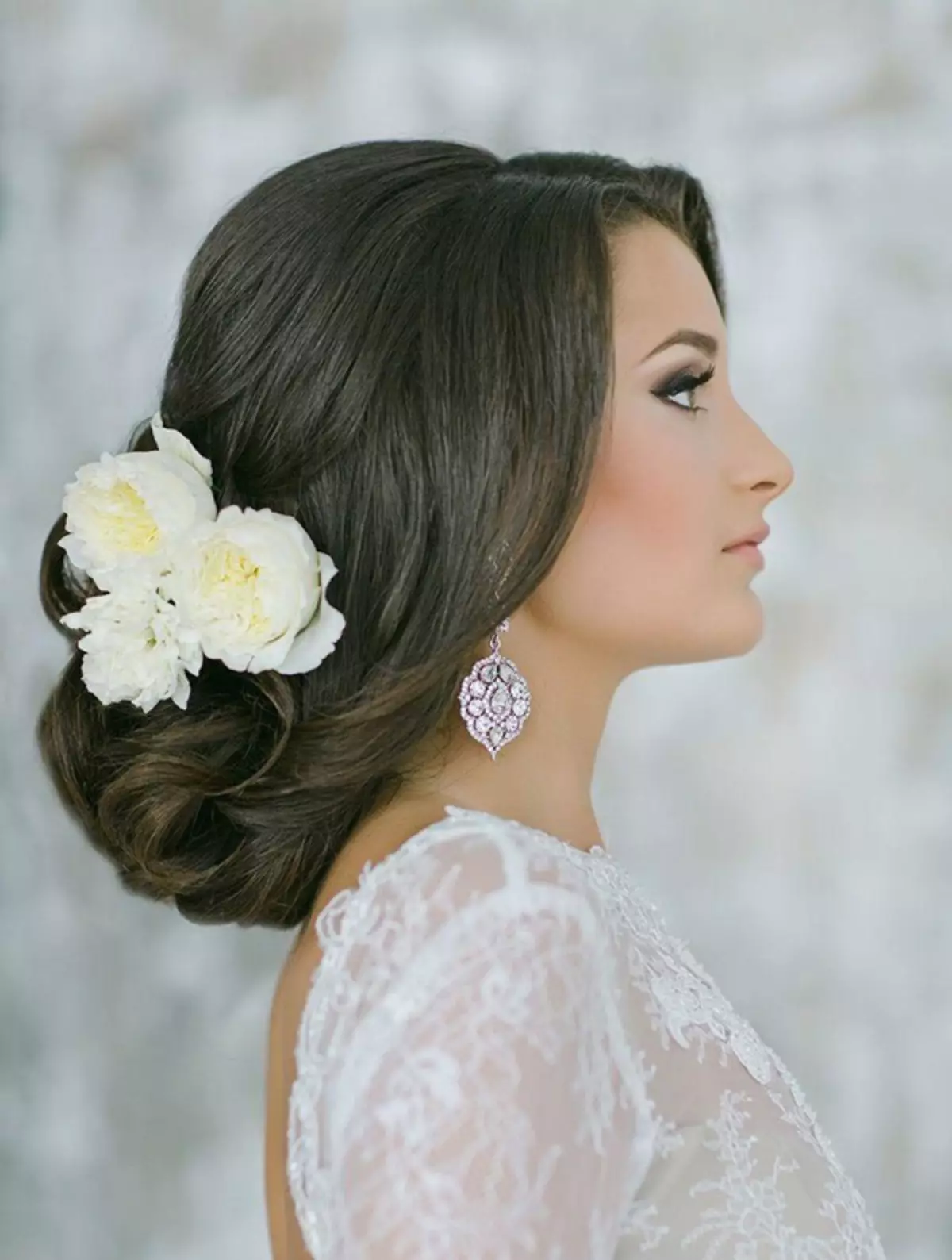 Φουρκέτα για τα μαλλιά (38 φωτογραφίες): Μοντέλα γάμου για Hairstyles Νύφη από το Foamira 15534_14