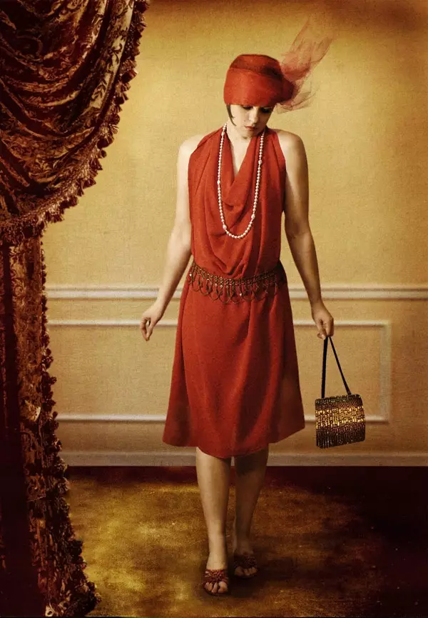 Мода 20х. 20е годы мода Великий Гэтсби. Мода 20-х годов 20 века женщины. Стиль 20е Америка. Мода 20х годов 20 века.