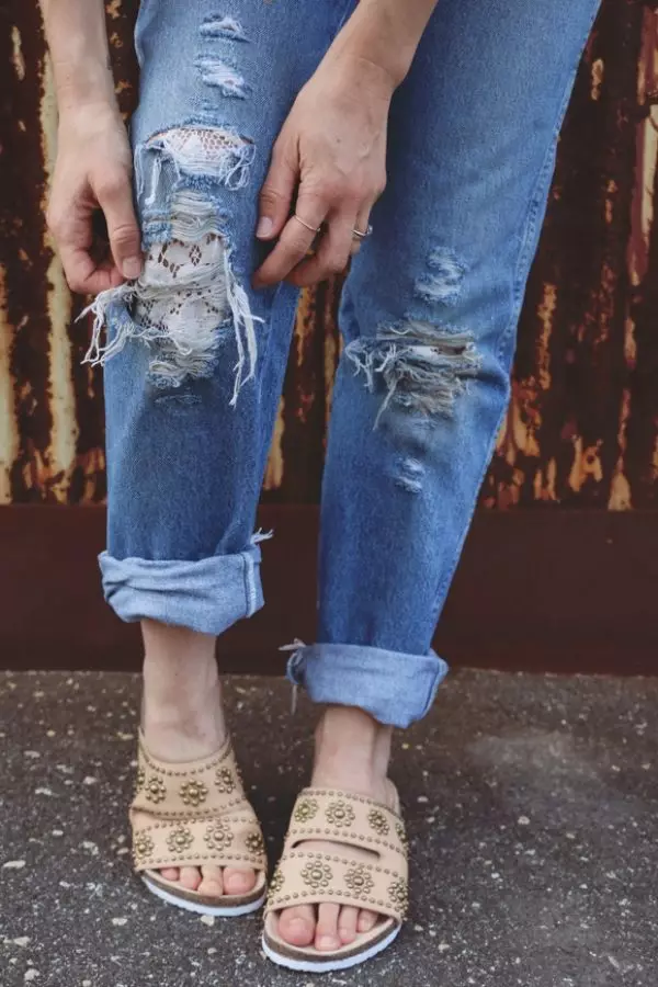 Jak ozdobit džíny s vlastními rukama doma (105 fotografií): Krajky, korálky, kamínky 15580_24