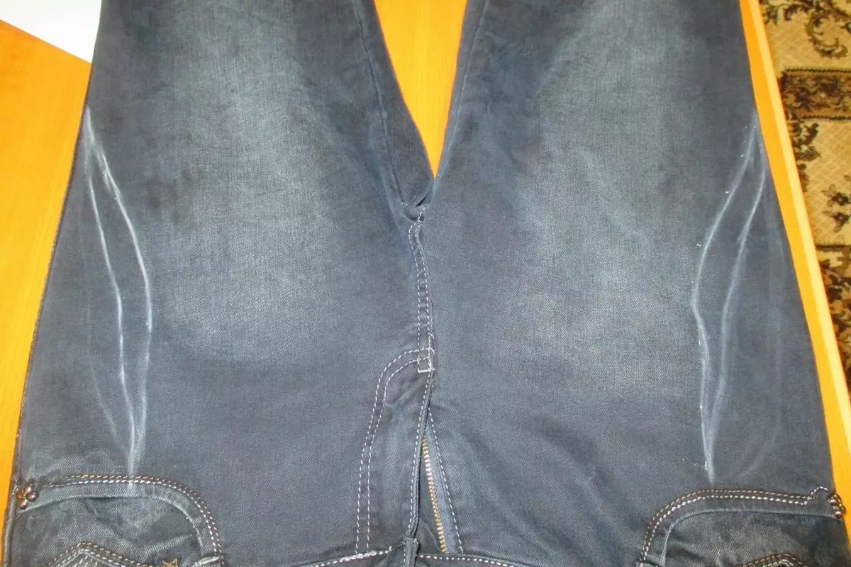 Hur man dekorerar jeans med egna händer hemma (105 foton): Snörning, pärlor, rhinestones 15580_46
