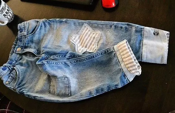 Cómo decorar los jeans con sus propias manos en casa (105 fotos): encaje, cuentas, pedrería 15580_98