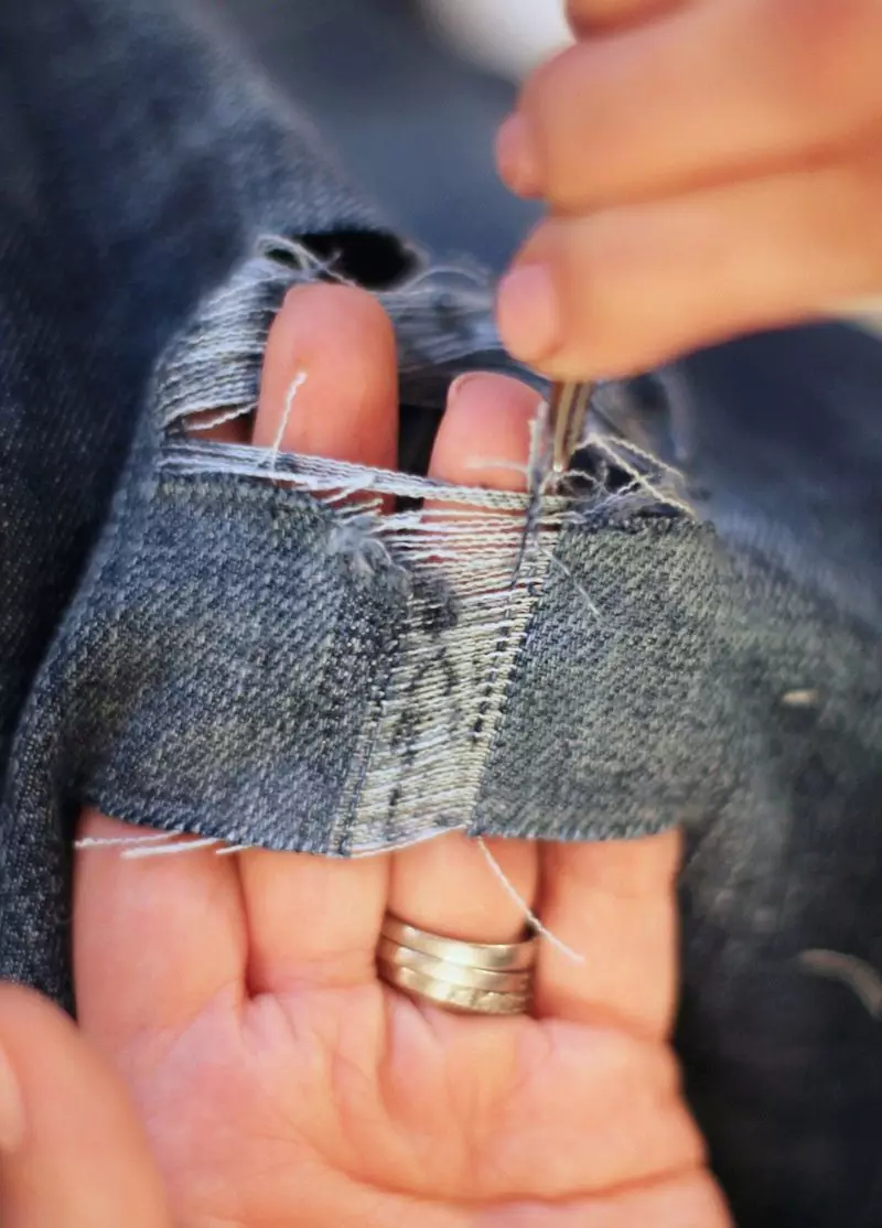Kumaha cara nyieun masching di jeans di bumi sareng panangan anjeun (32 poto) 15585_20