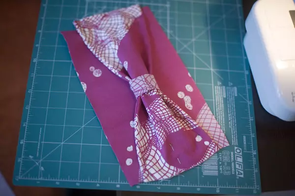 Tas-koppeling met je eigen handen (66 foto's): patroon, hoe te naaien van een oude tas, stap-by-by-step masterclass 15626_50