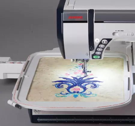 Janome Embroidery Machines: Models Memory Craft 500e, 350e en oare naaien en borduerwurk masines. Hoe embroider? 15630_3