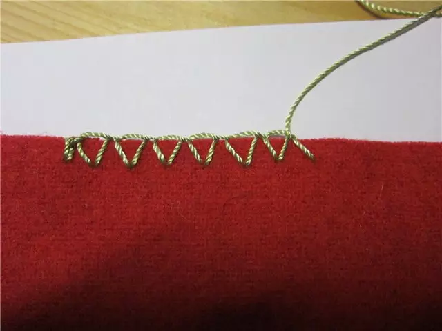 តើធ្វើដូចម្តេចដើម្បីជំនួស Overlock នៅដេរ? ការព្យាបាលផ្នែកក្រណាត់នៅលើម៉ាស៊ីនដេរមួយ។ តើធ្វើដូចម្តេចដើម្បីយកឈ្នះទៅលើក្រណាត់ឬ knitwear នំបុ័ងមួយ oblique? 15631_14