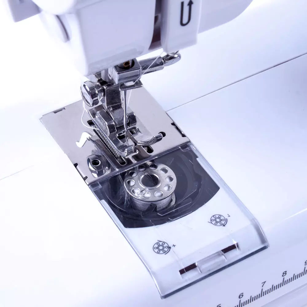 Komforto siuvimo mašinos: naudojimo instrukcijos, 80 ir 200a, 16 ir 30, 2 ir 100a, 20 ir 535 modelis 15641_4