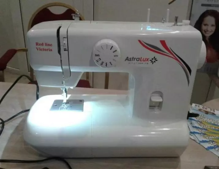máquinas de coser: AstraLux modelo con un filamentaker, automóviles 150, línea roja Victoria y otros. instrucciones de revisión y opinión 15681_18
