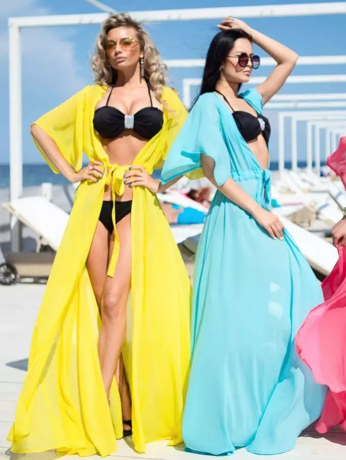 Pareo (130 fotografií): Plážové modely pro plavky Mini a pletené, velikost šálové, jak nosit letní pare-šaty a pare-sukně 1568_31