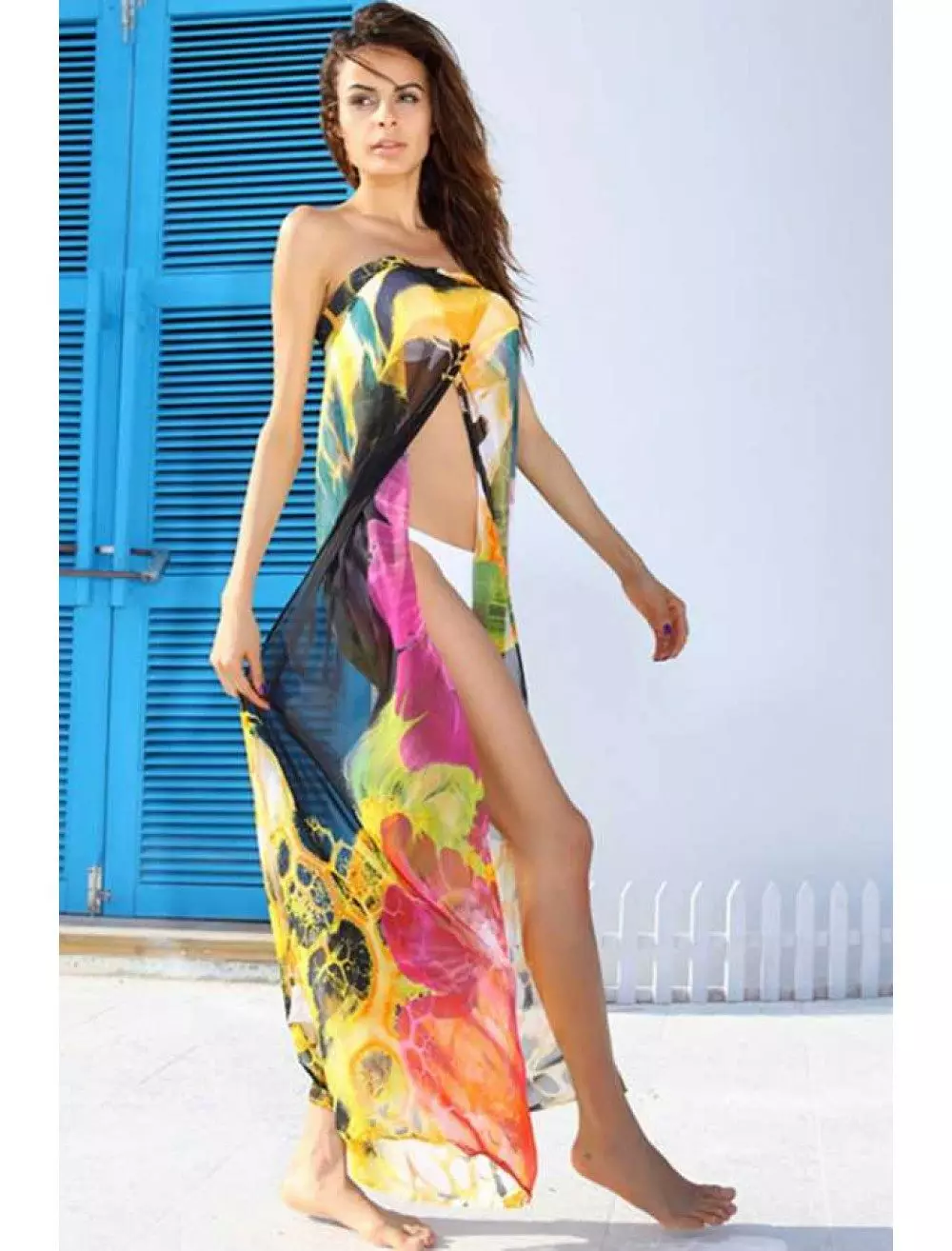 Pareo (130 fotografií): Plážové modely pro plavky Mini a pletené, velikost šálové, jak nosit letní pare-šaty a pare-sukně 1568_95