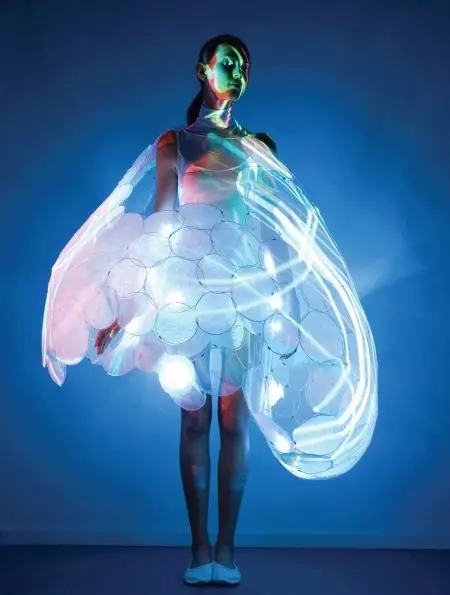 Emotional - sensitive dress from Philips