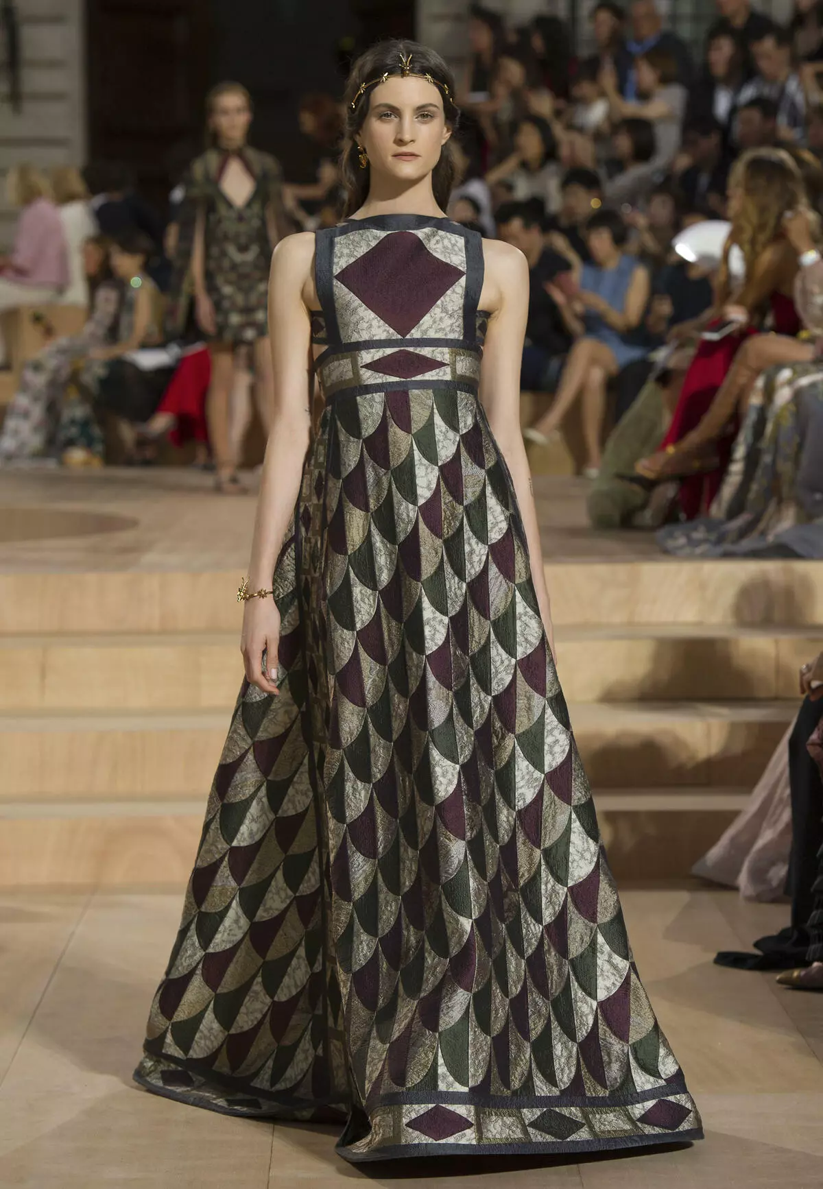 Valentino 2016에서 이브닝 드레스