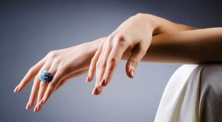 יד mesotherapy (19 תמונות): זריקות חלק לטיפול בעור, ביקורות 15775_5