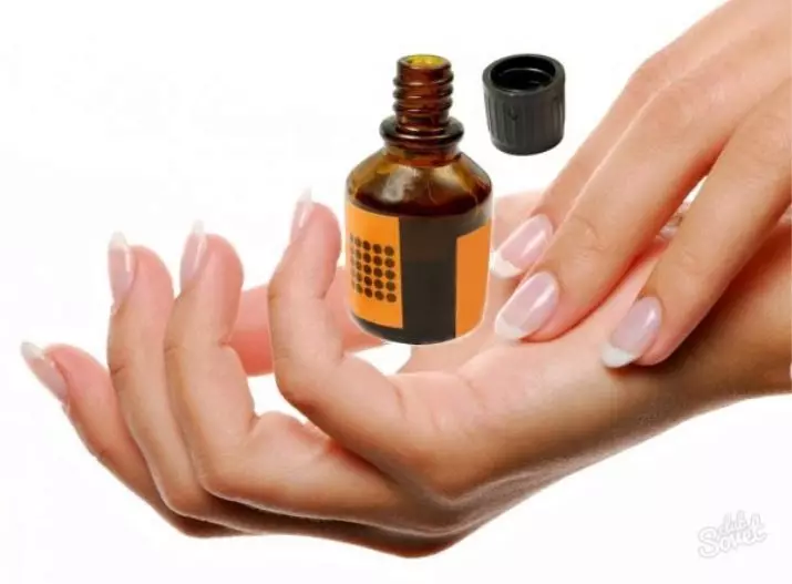 Com reforçar les ungles a casa? És possible frenar les ungles fràgils a les mans del iode per enfortir? Com utilitzar el petroli i un altre oli de la farmàcia? 15820_18