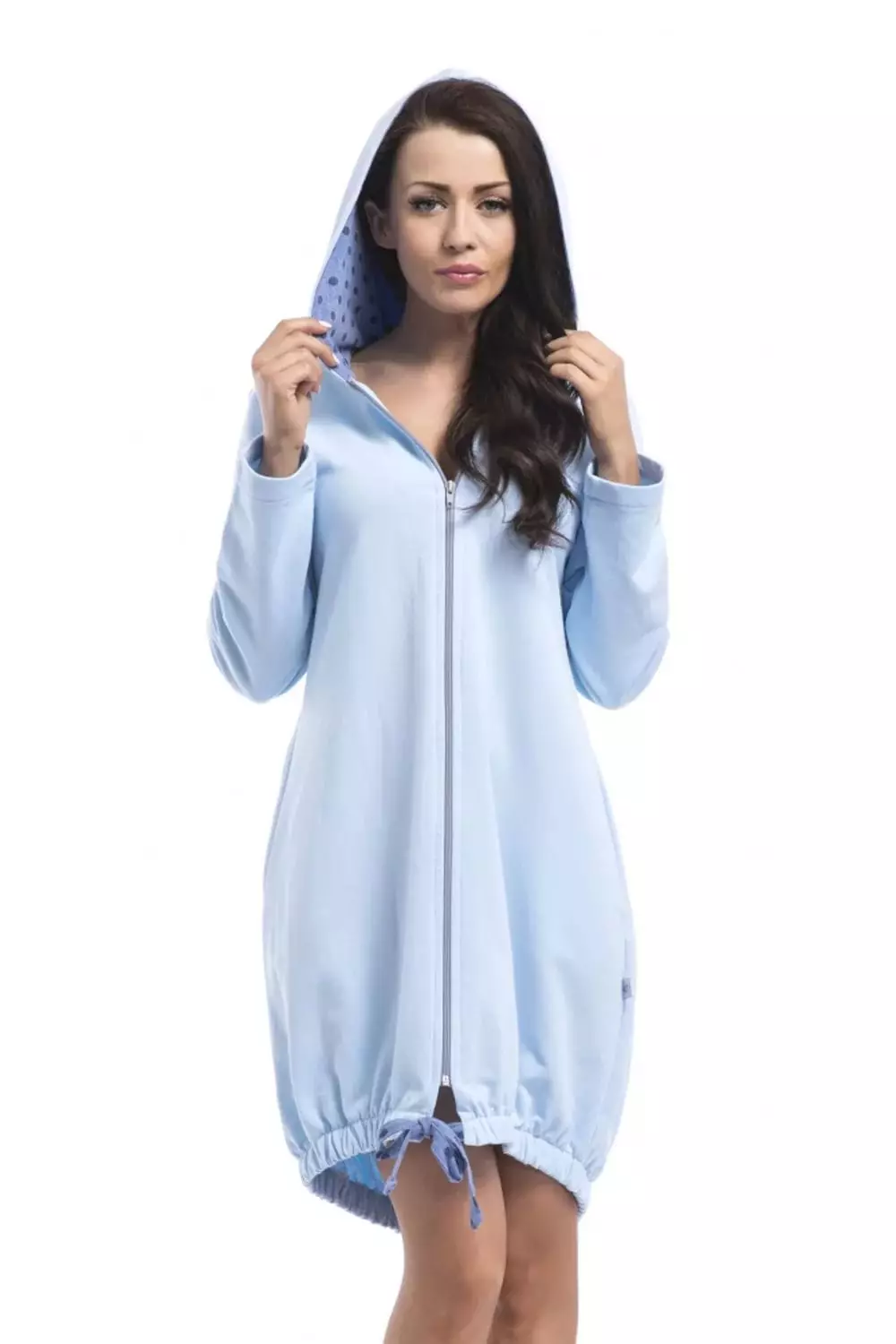 Baika Bathrobe (Foto 36): Models formụ nne nne na nnukwu, yana nhọrọ ụmụ nwanyị na-esi isi na ọdụ igwe ojii 1582_19