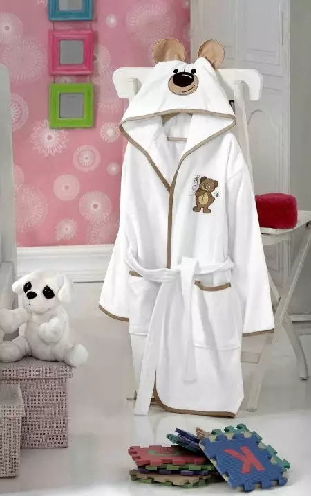 Baika Bathrobe (36 Ritratti): Mudelli għal nanniet u daqsijiet kbar, kif ukoll għażliet tan-nisa b'riħa u fuq buttuni tal-laħam 1582_7