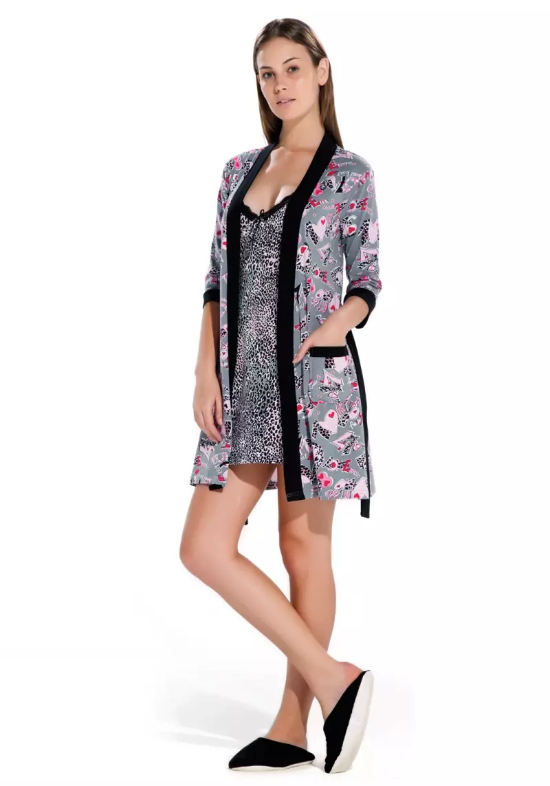 Bathrobes Kituruki (Picha 32): mifano ya kike, ukubwa mkubwa, mianzi na knitwear 1590_5