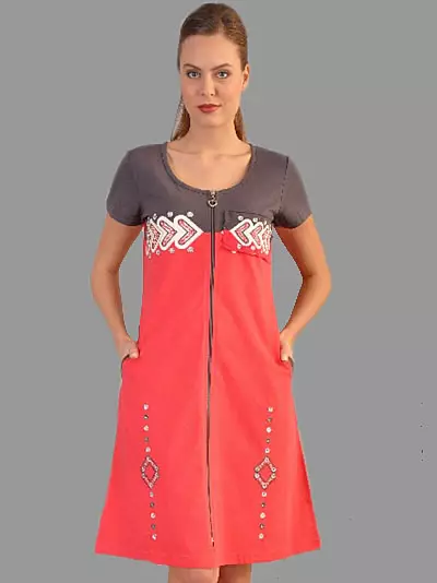 तुर्की bathrobes (32 फोटो): महिला मॉडेल, मोठे आकार, बांबू आणि knitwear 1590_7