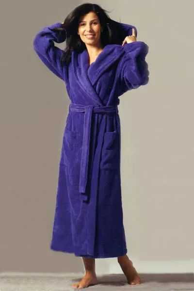 Women's terry robe with a hood (25 photos): Long bath and bathrooms on zipper and with ears 1592_8