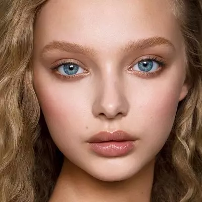 Summer Makeup: Mata Cahaya Makeup untuk Musim Panas, Pilihan Dalam Haba dan Idea Lain 16075_43