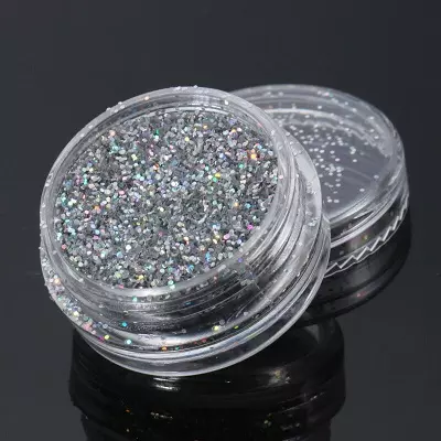 Makeup dengan Sequins: Makeup Brilliant dengan Glitter untuk Mata dan Shadows, Sparkles di muka. Mengapa anda memerlukan perhiasan? Kecemerlangan kecil dan pilihan lain yang lain 16080_15
