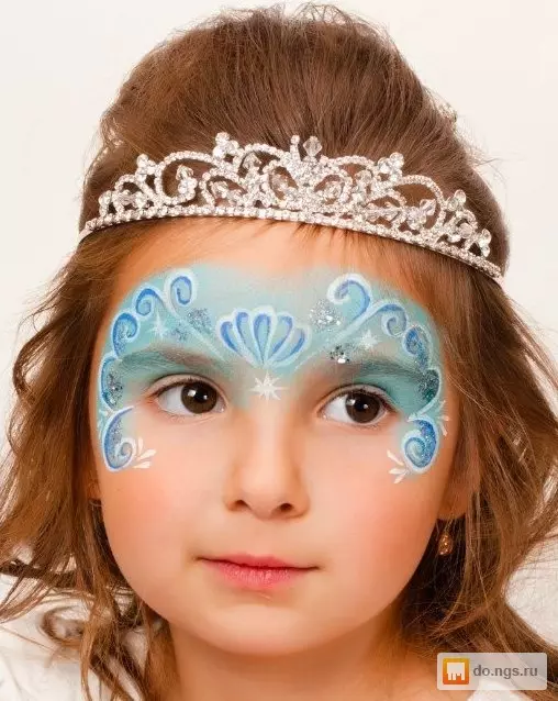 Make-up pro dívky (76 fotek): Dětská lehká krásná make-up kosmetika pro děti, nápady pro dívky Foto Shoot 8-9 let, make-up na Vánoce a další možnosti 16097_57