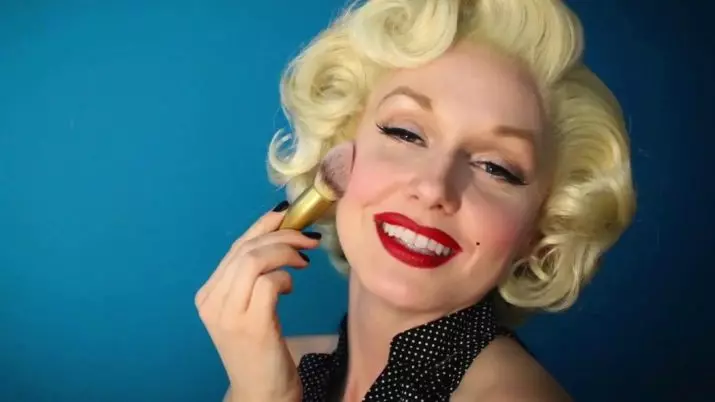 Maquillaxe Marilyn Monroe (43 fotos): maquillaxe de ollos fases e beizos, segredos de artistas de maquillaxe. Maquillaxe Características de maquillaxe Monroe 16099_29