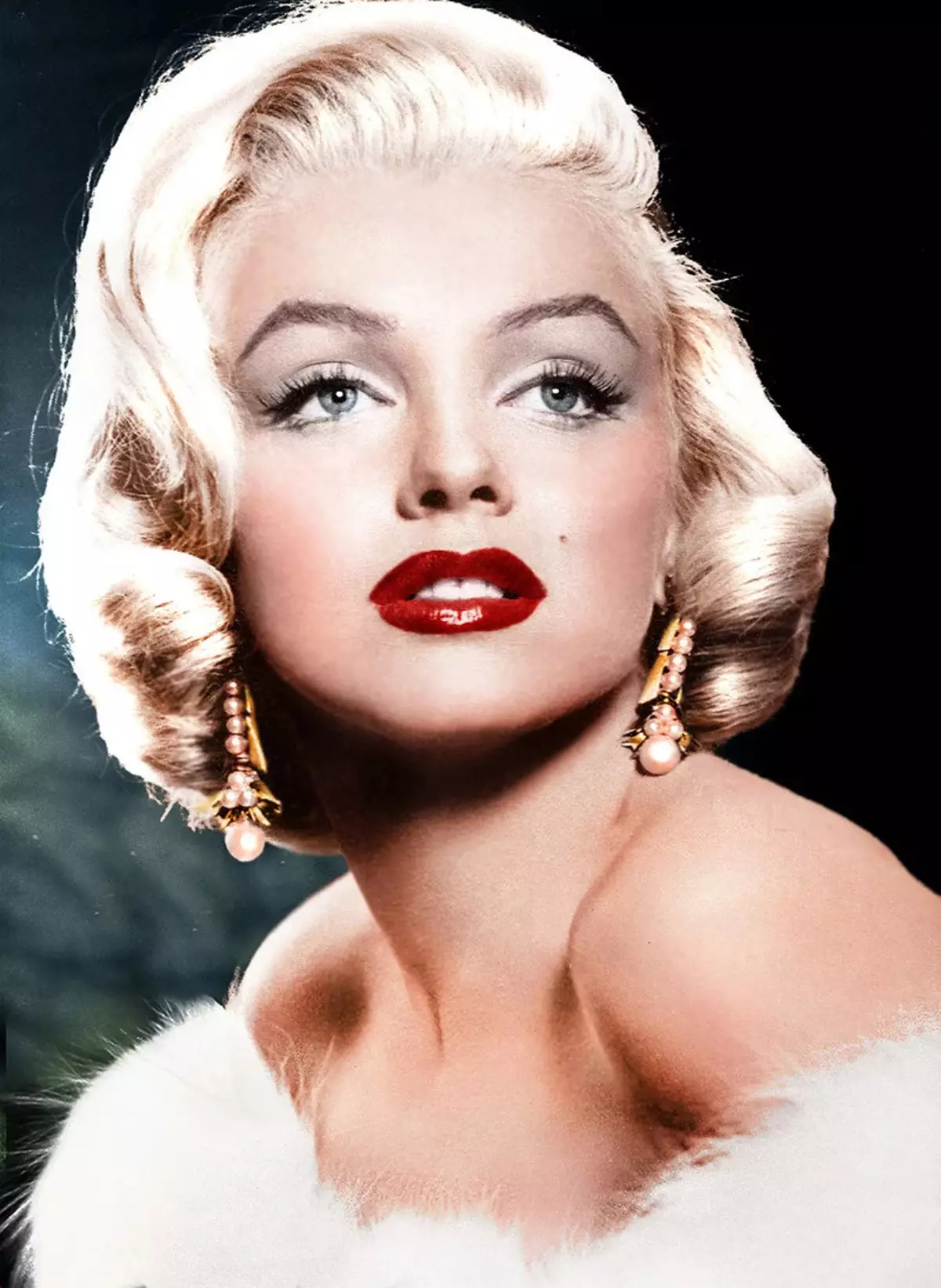 Makeup Marilyn Monroe (43 foto): Makeup mata bertahap dan bibir, rahasia seniman rias. Makeup Makeup Fitur Monroe 16099_3