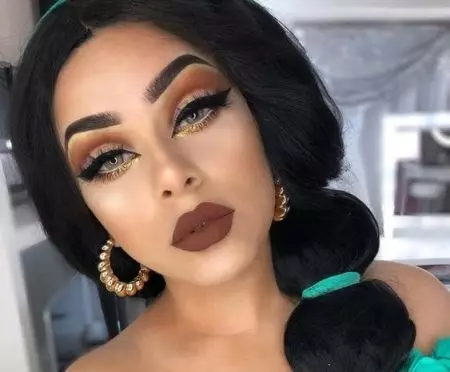 Makeup Arabic (29 wêne): Vebijarkên jinan ji bo Karich û Eyeav û Green-Steam Makeupên xweşik ên hêsan 16100_24