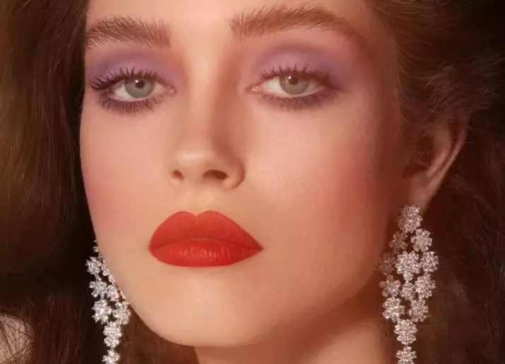 Dîroka Makeup: derketin û xuyangê li Rûsyayê, pêşkeftina makeup 16102_39