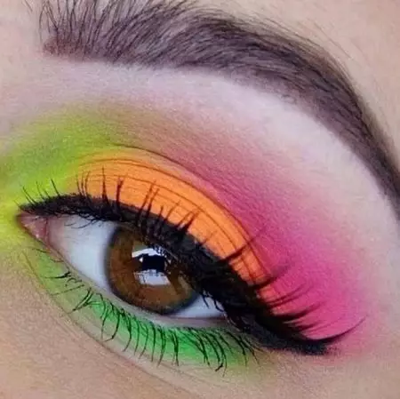 Rainbow Makeup (34 fotografií): Ľahký očný make-up a tvár. Ako urobiť krásnu dúhu na tvár Stephago? Najlepšie nápady make-upu 16106_16