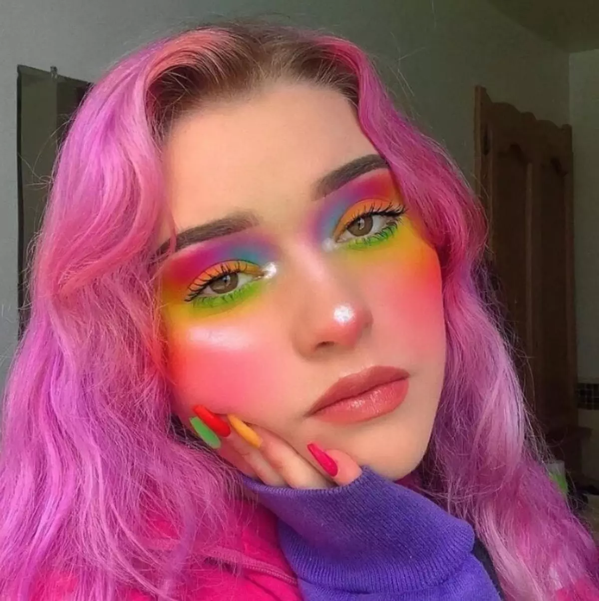 Rainbow Makeup (34 bilder): Lett øye sminke og ansikt. Hvordan lage en vakker regnbue på forsiden av Stephago? De beste ideene om sminke 16106_29