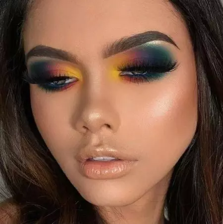 Rainbow Makeup (34 bilder): Lett øye sminke og ansikt. Hvordan lage en vakker regnbue på forsiden av Stephago? De beste ideene om sminke 16106_34