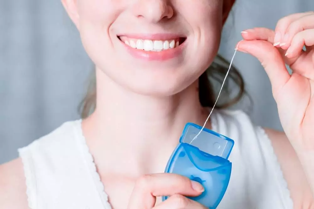 Higienos burnos ertmė (25 nuotraukos): tinkamos dantų priežiūra. Burnos ertmės, individualios higienos ir komplekso lėšų ir įrenginių galimybės 16129_4