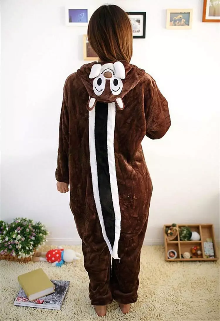 Pajamas kigurumi (91 fotoj): en la formo de bestoj, unicorn, jumpsuit-piajamas panda, pikado, kio nomiĝas piĵamo en la formo de raccoon, recenzoj 1614_45