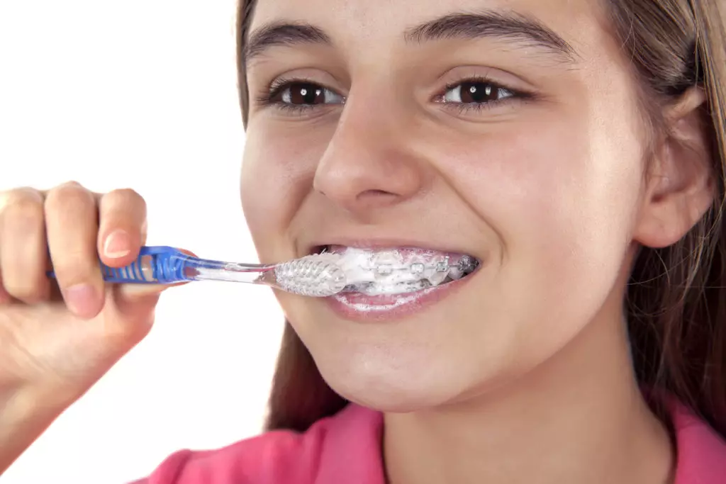 Мытье зубов