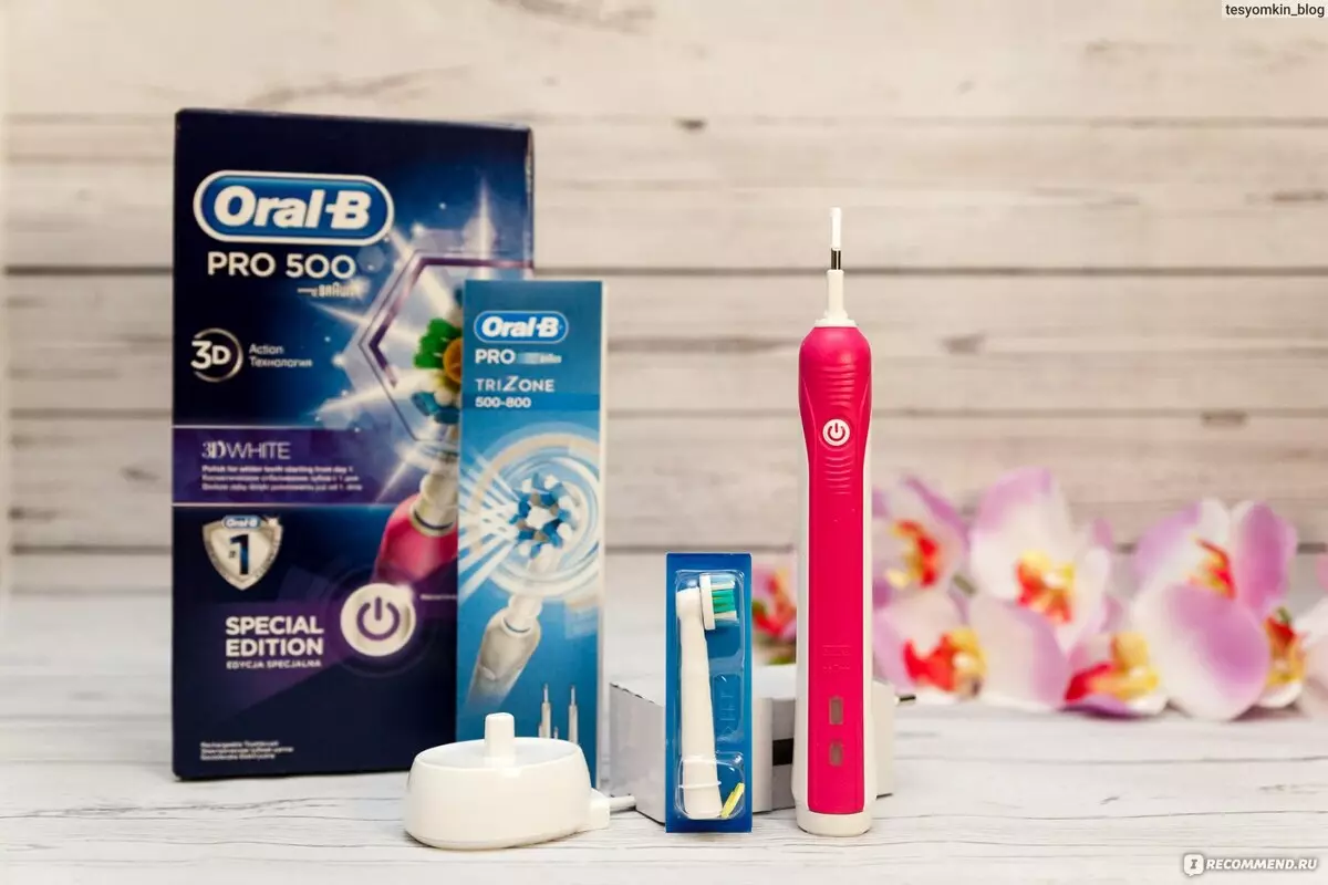 Berus gigi Elektrik Oral-B: Vitality dan Pro 500, Crossaction dan 3D Putih, Pintar 4 dan Electrolats Braun yang lain. Bagaimana untuk memilih? Ulasan 16159_37