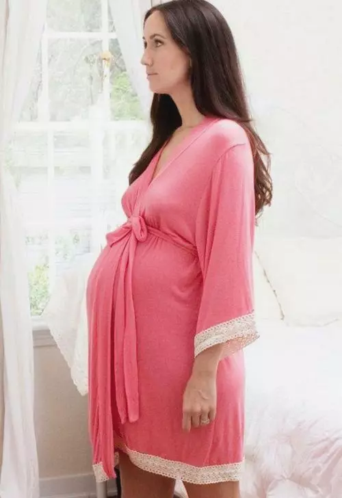 Халати для вагітних 55 фото: жіночі халати і сорочки для вагітних і годуючих, теплі, велюрові, 1615_33