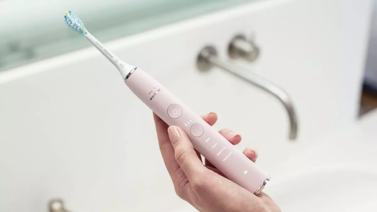 Electric toothbrushes (52 mga larawan): magandang electrolates para sa mga ngipin. Paano pumili ng isang may sapat na gulang? Mga prusiness at kahinaan, mga dentista 16160_44