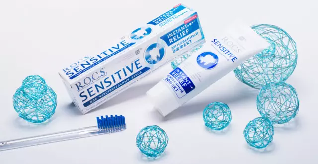 Toothpaste r.o.c.S. (50 Mga Litrato): Aktibo nga Calcium Whitening Paste Paste, nga adunay hydroxyapatite, alang sa sensitibo nga ngipon ug uban pang mga pastes 16163_42