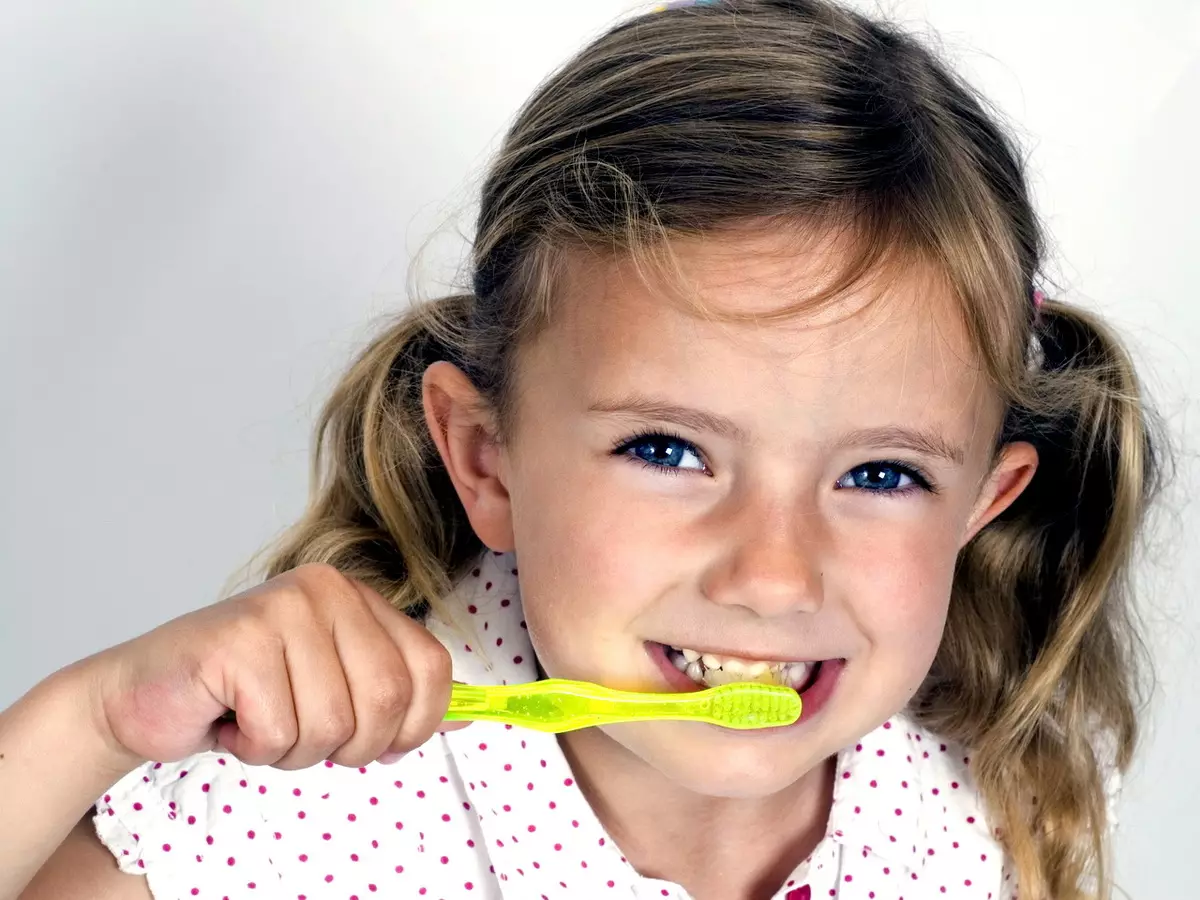 Pasta de dents de Colgate (73 fotos): composició, 