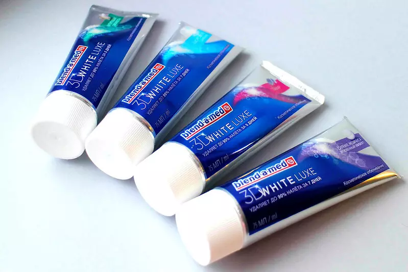 Whitening toothpastes: Peunteun éta pastes pangalusna pikeun huntu whitening, cekap Jepang sarta séjén pastes, profésional, ulasan 16168_42